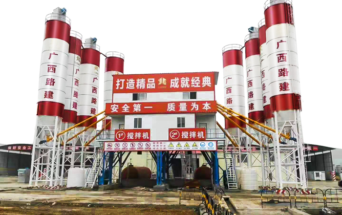 大型混凝土攪拌設(shè)備用戶實拍
